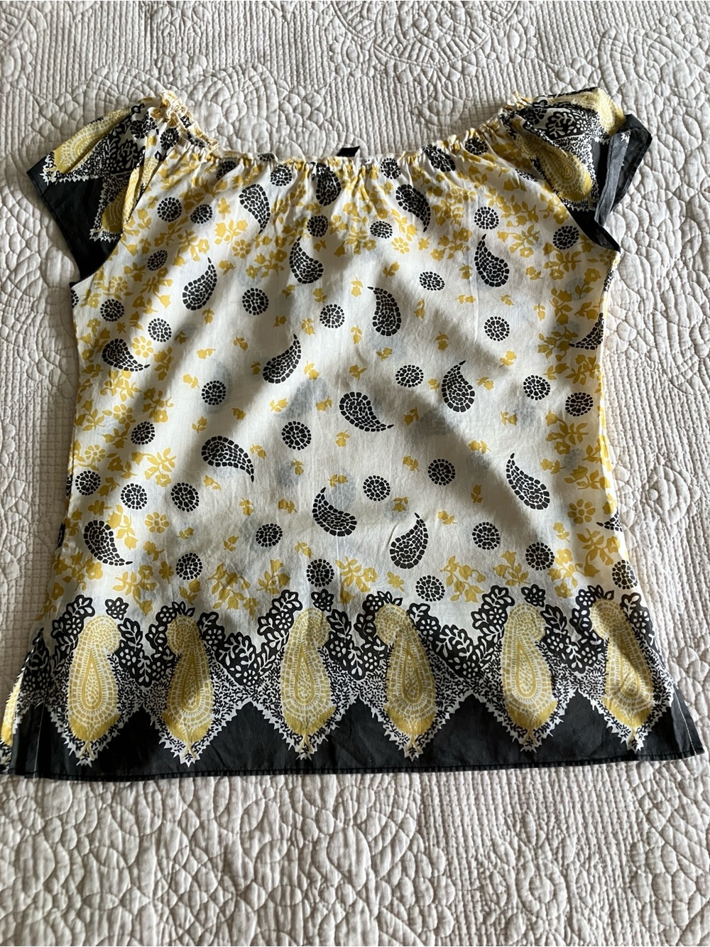 Lucky Brand Yellow & Black Paisley cap Sleeve elastic collar top